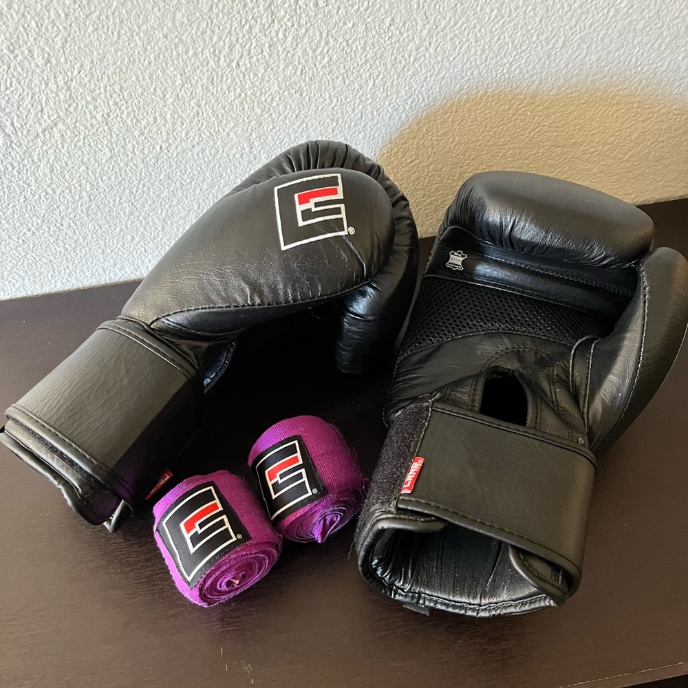 CRNR Leather Boxing Gloves, 16 oz., Black